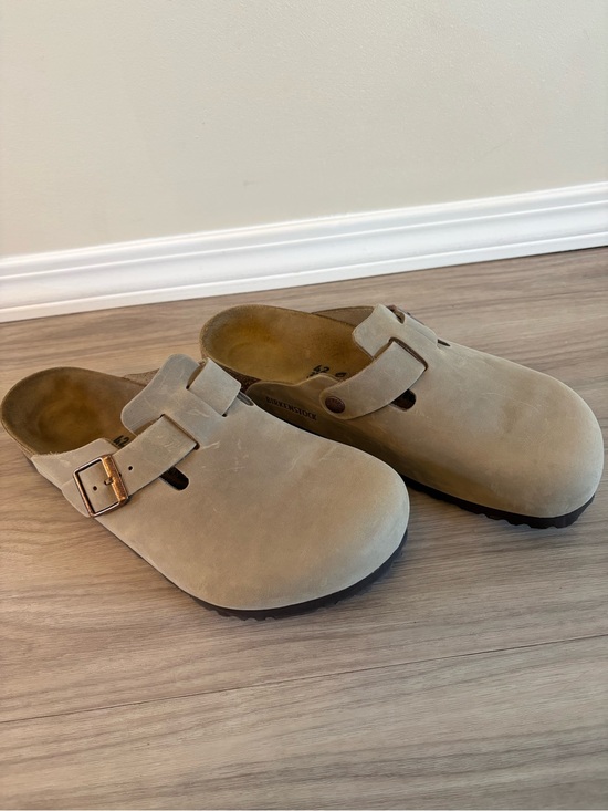 Birkenstock Shoes - Birkenstock oiled leather Boston Clog - Taupe
